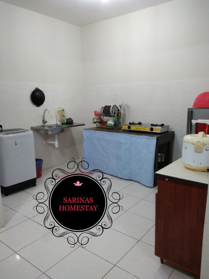 Sarinas Homestay Семпорна Екстериор снимка